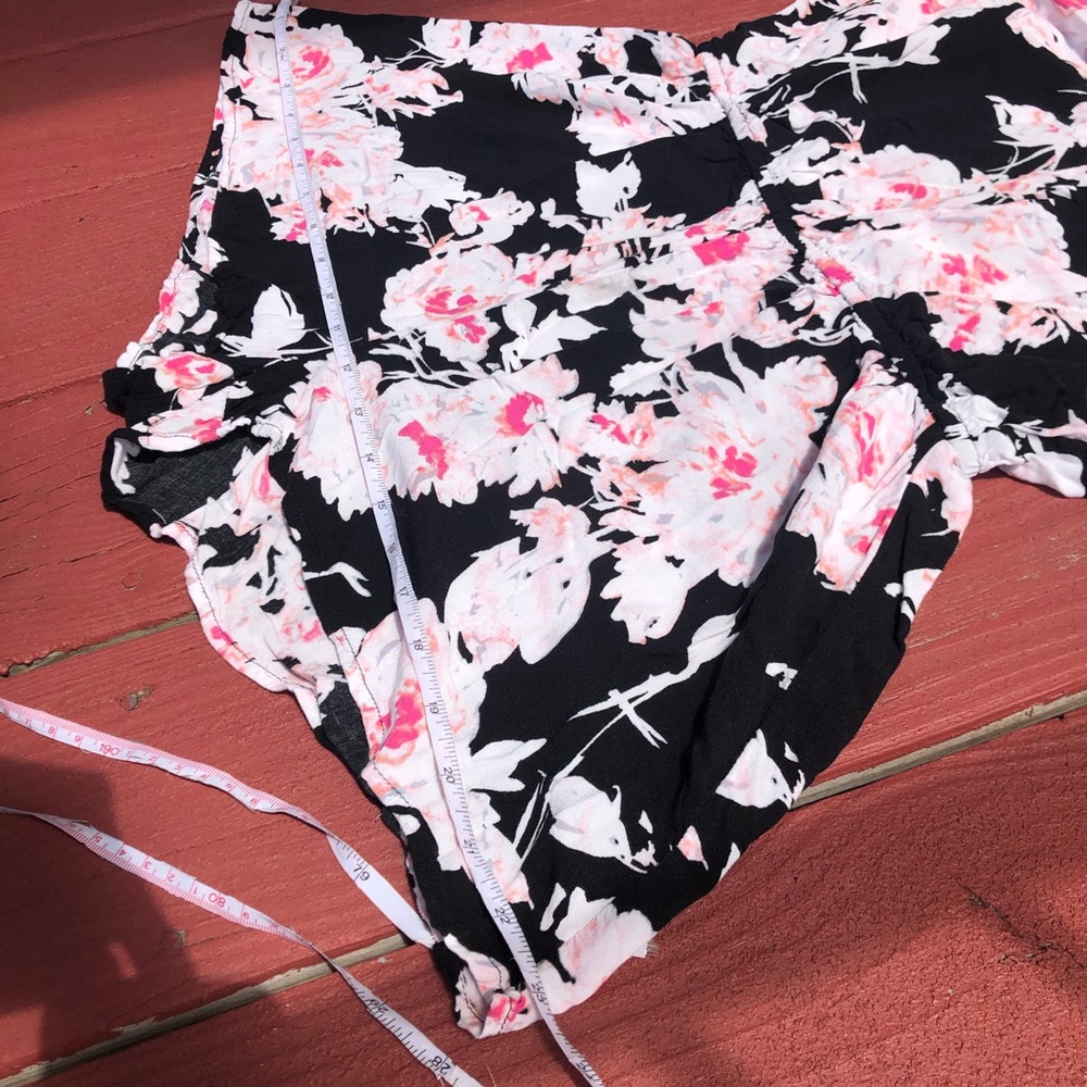 Romper - Picture 5 of 7